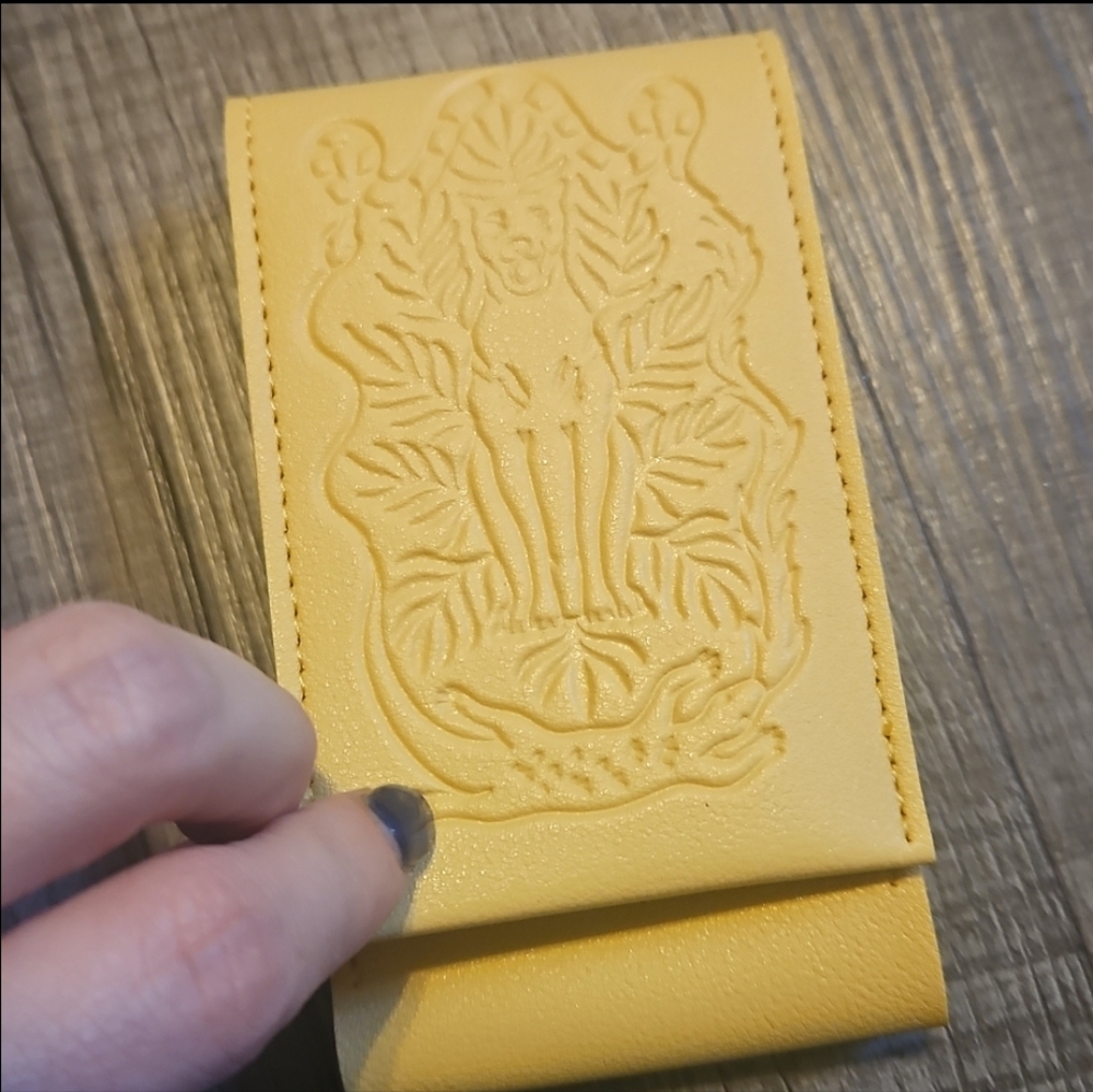 Lot Of Illumicrate Items - Picture 15 of 16